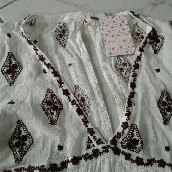 Free People red and white floral tunic size Xs - Picture 5 of 8